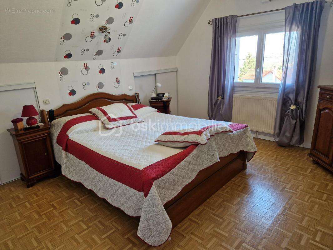 Maison à COLOMBIERS