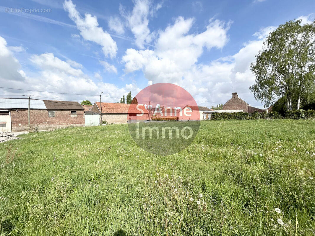 Photo 1 - Terrain à BEUVRAIGNES