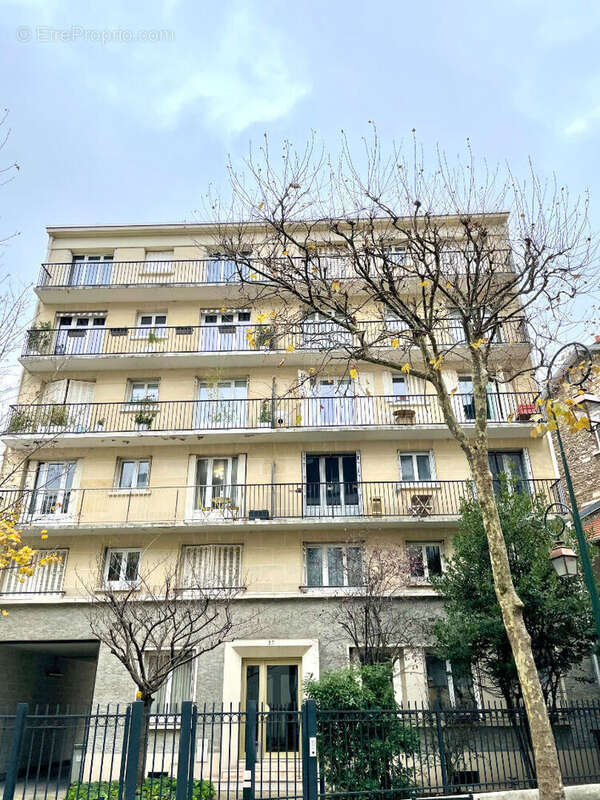 Parking à LA GARENNE-COLOMBES