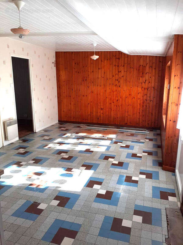 Maison à NIEUL-LE-DOLENT