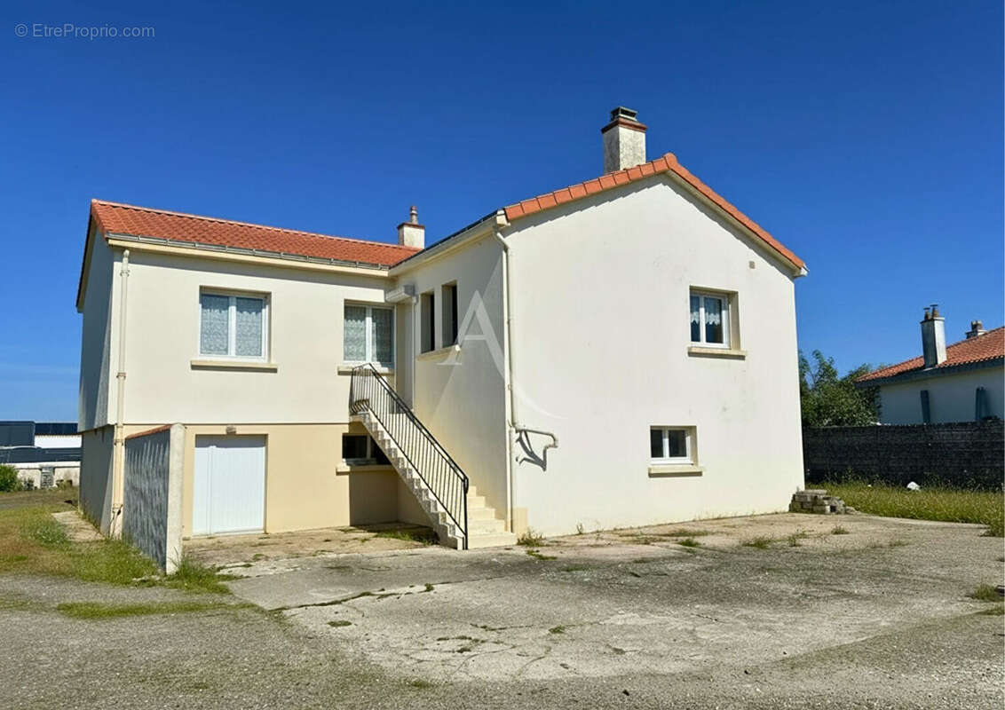 Maison à BEAUVOIR-SUR-MER