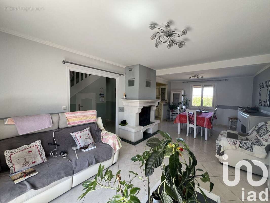 Photo 5 - Maison à FATINES