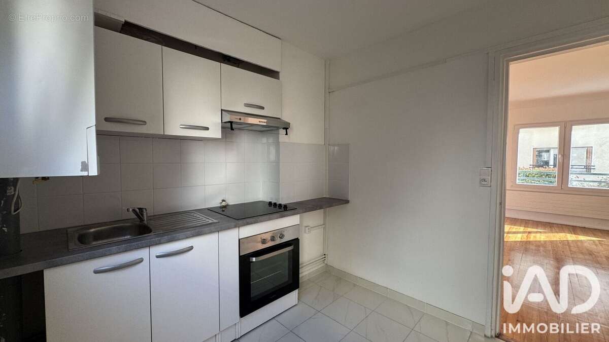 Photo 8 - Appartement à L'ILE-SAINT-DENIS