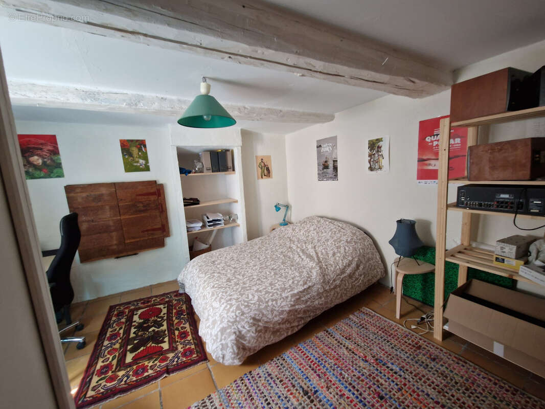 Maison à BOISSET-ET-GAUJAC