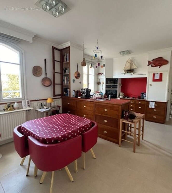 Maison à LAMPAUL-GUIMILIAU