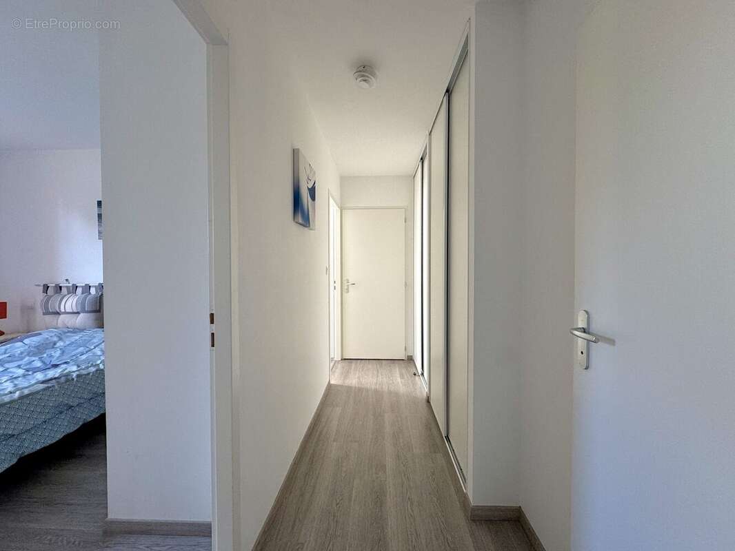 Couloir - Appartement à NOTRE-DAME-DE-RIEZ