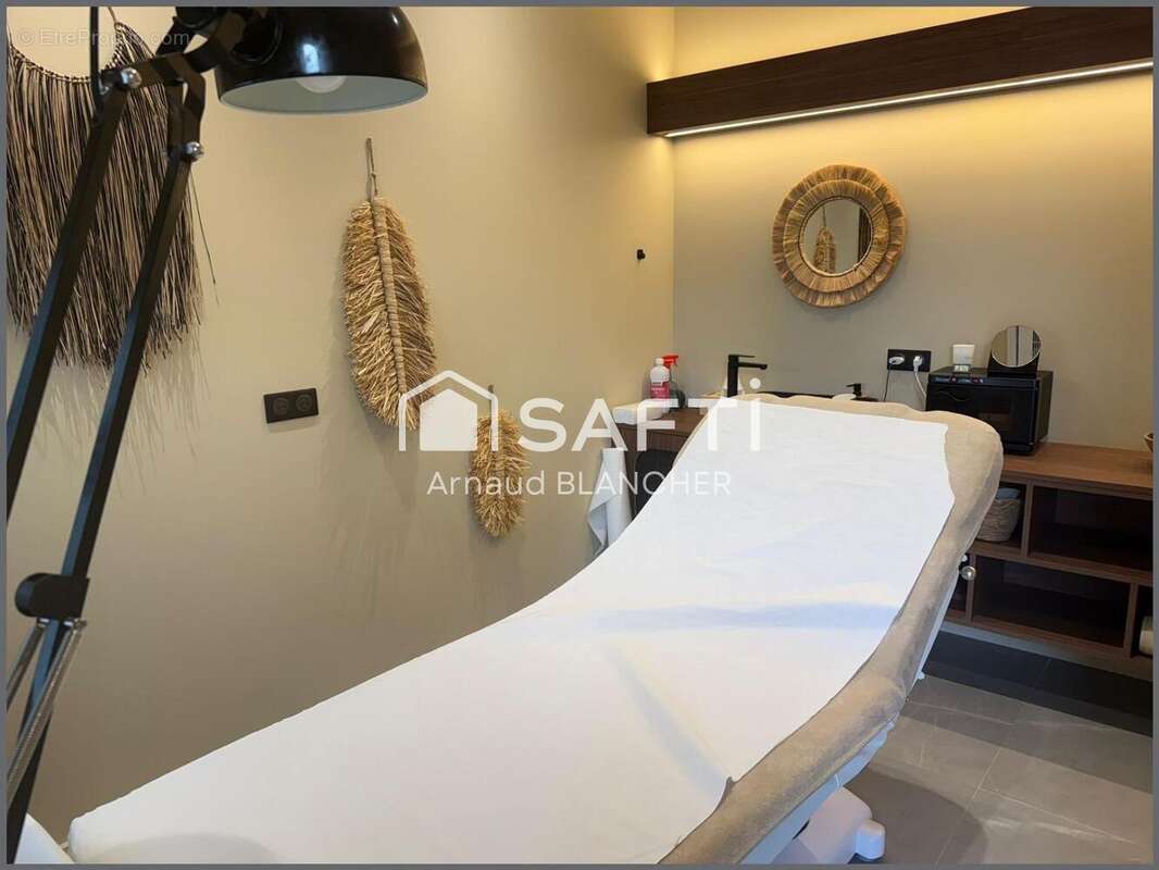 Photo 6 - Commerce à ANGOULEME