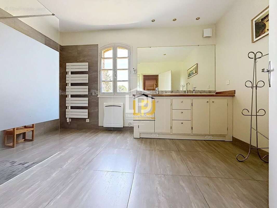 Maison à FLOURENS