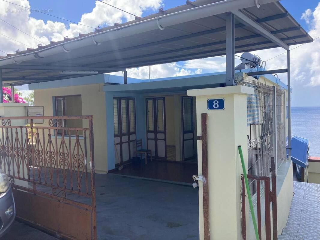 Photo 1 - Maison à SCHOELCHER