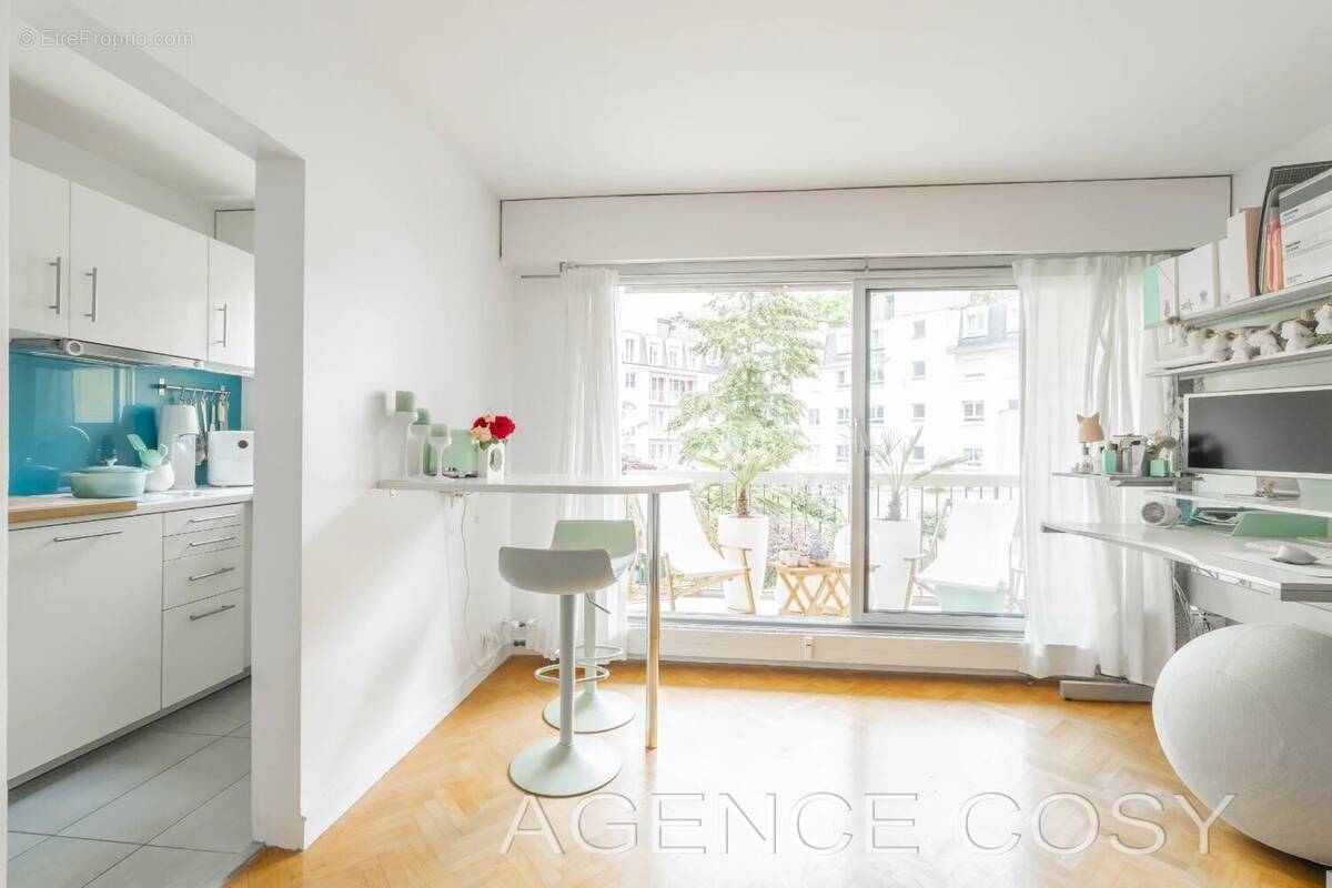 Appartement à VERSAILLES