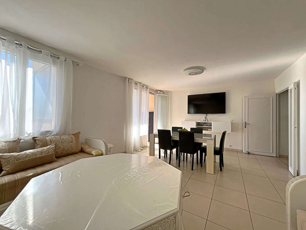 Appartement à SAINT-RAPHAEL