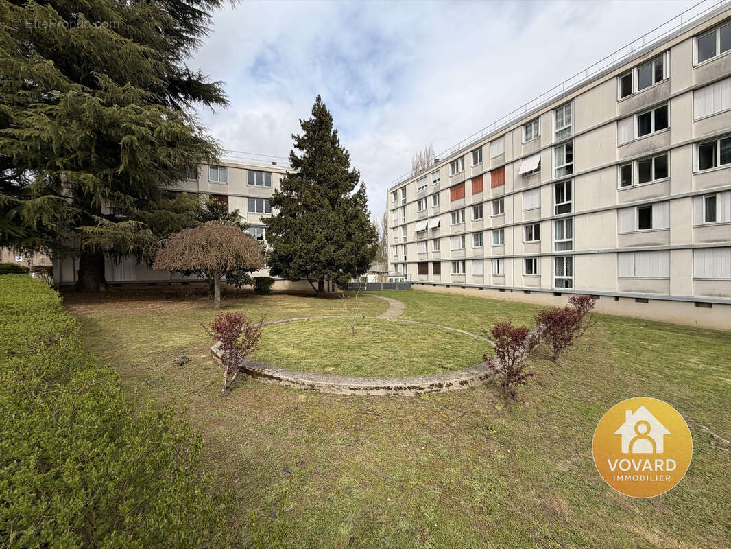 Appartement à SAINT-BRICE-SOUS-FORET