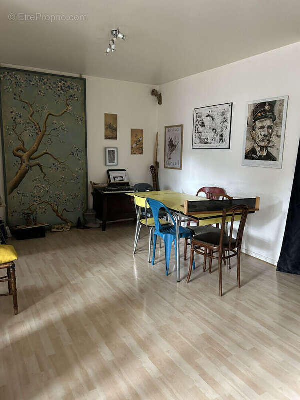 Appartement 86 m² à Nay  - photo 4