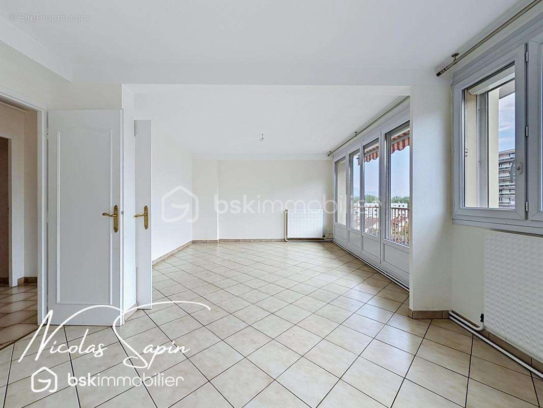 Appartement à ECHIROLLES