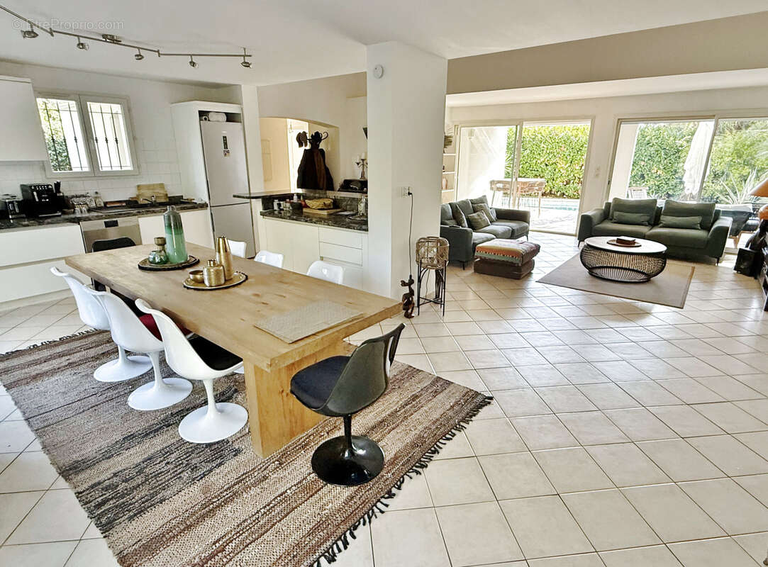 Maison à SAINT-RAPHAEL