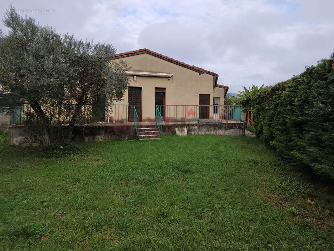 Maison à MAUVES