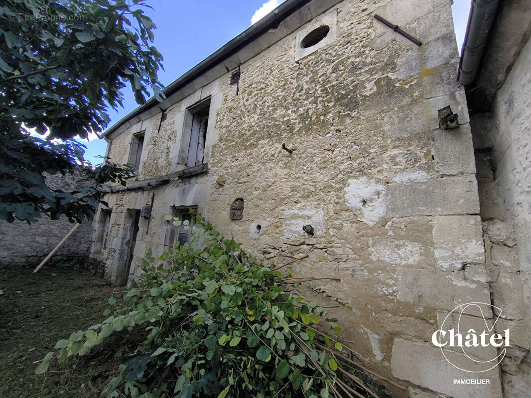 Maison à CREPY-EN-VALOIS