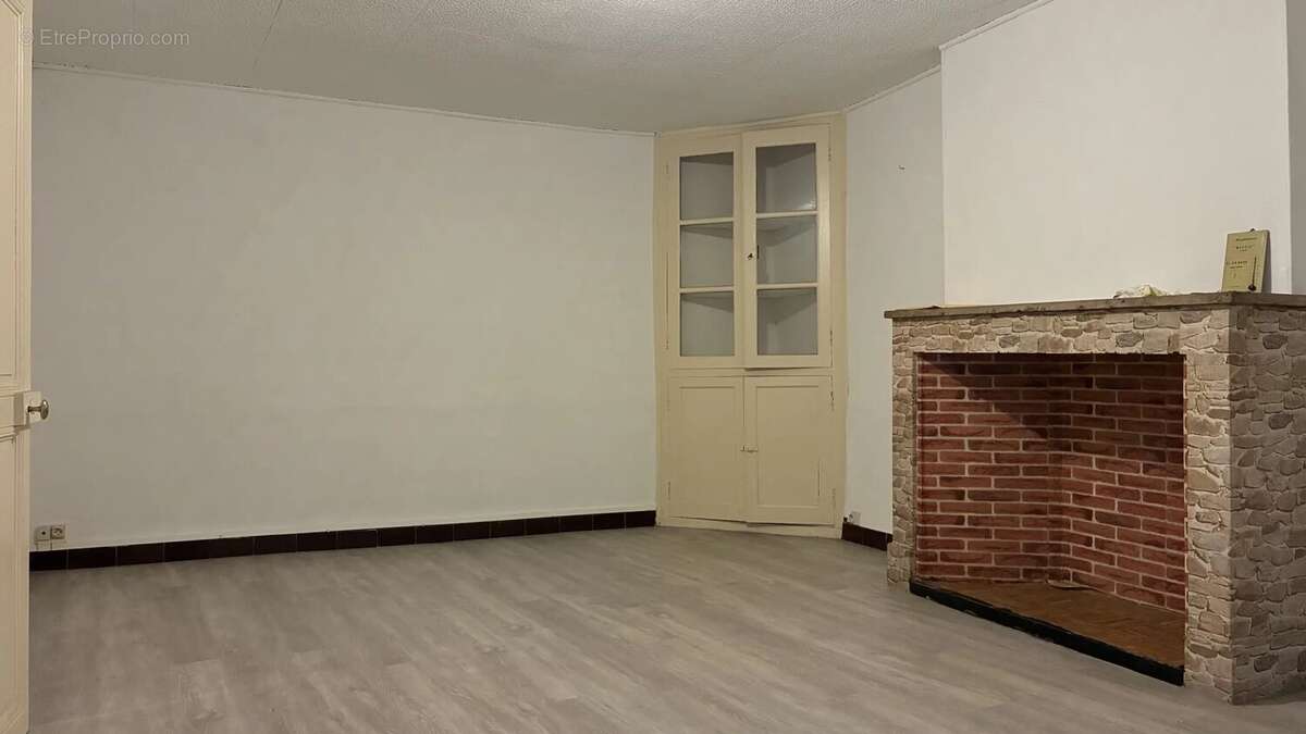 Maison à MONTMORILLON