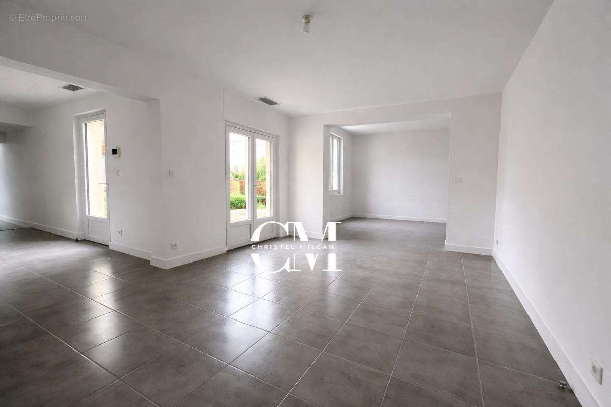 Echoppe Le Bouscat 5 pièces 126 m2 sur une parcelle de 540 m2 avec garage et stationnement - photo 6