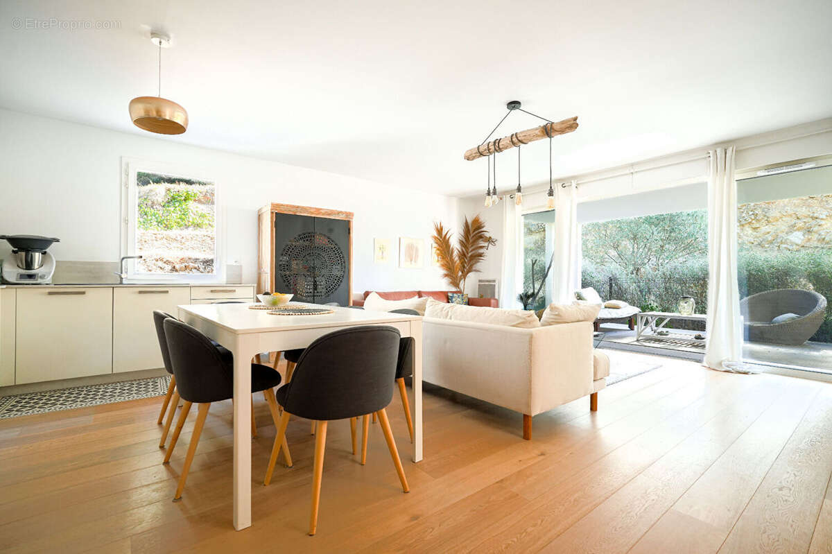 Appartement à CABRIES