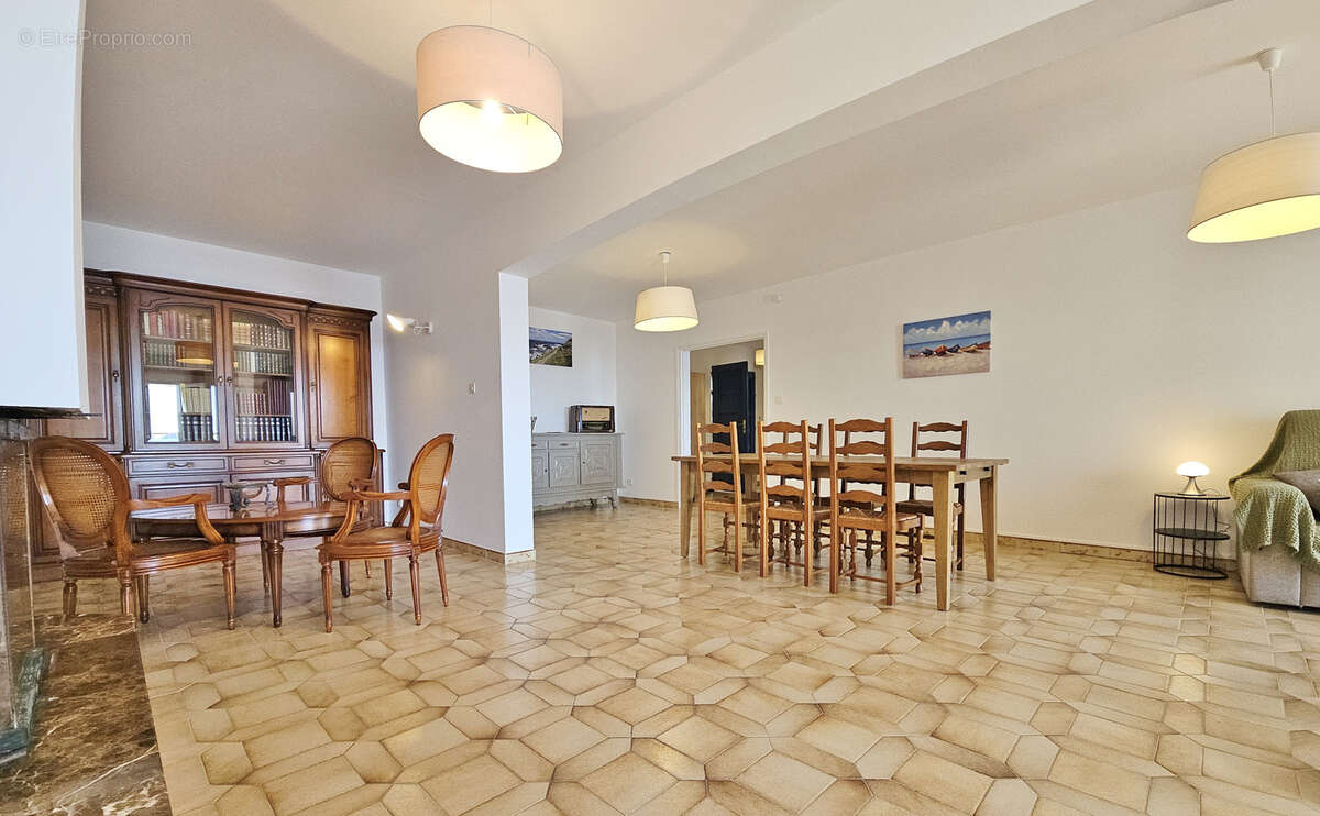 30 minutes d'AJACCIO - Immeuble de 6 appartements pieds dans l'eau - photo 24