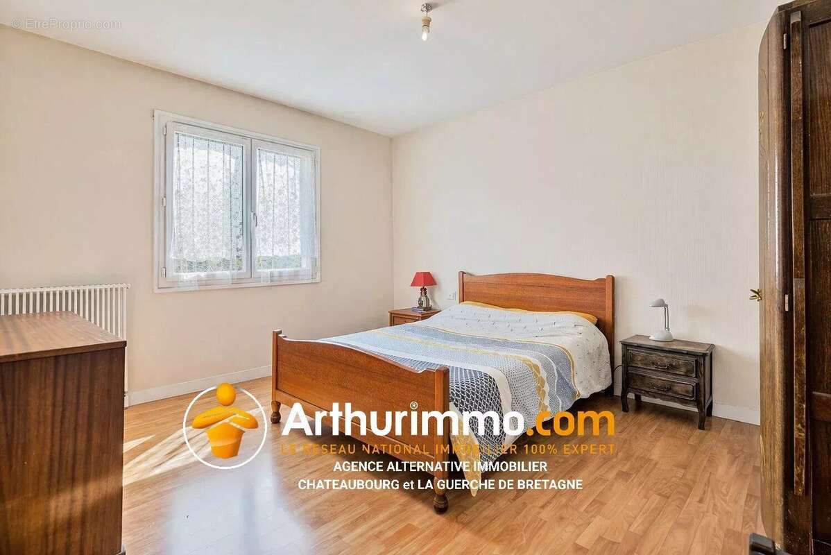 Maison à LA GUERCHE-DE-BRETAGNE