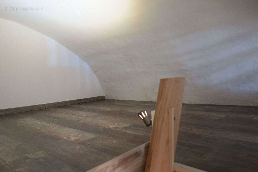 Appartement à LAMBESC