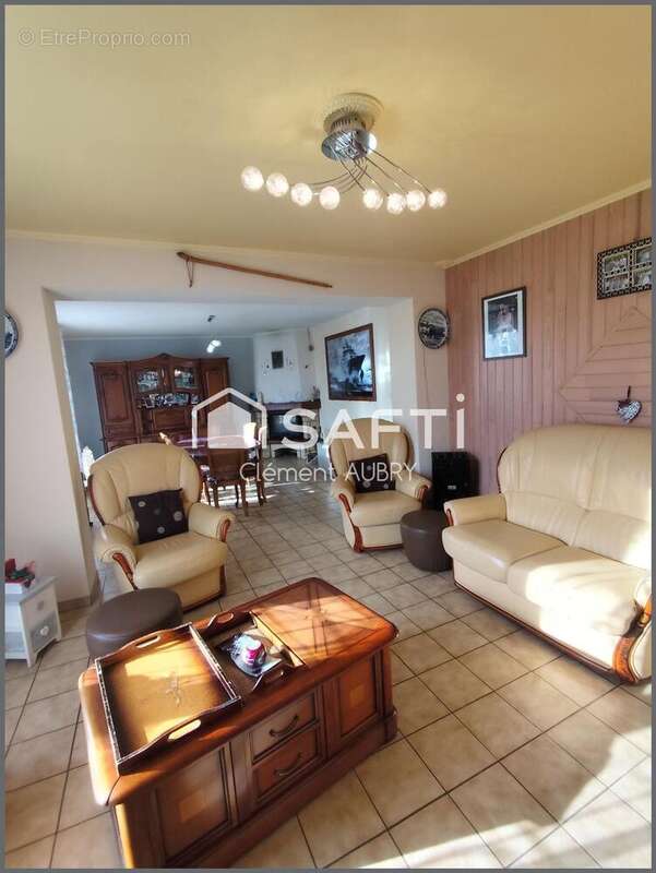 Photo 2 - Maison à CRAON