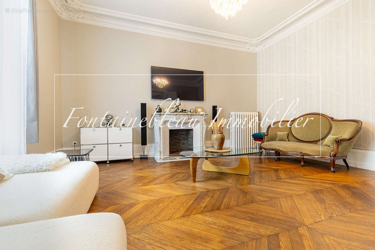 Maison à MILLY-LA-FORET