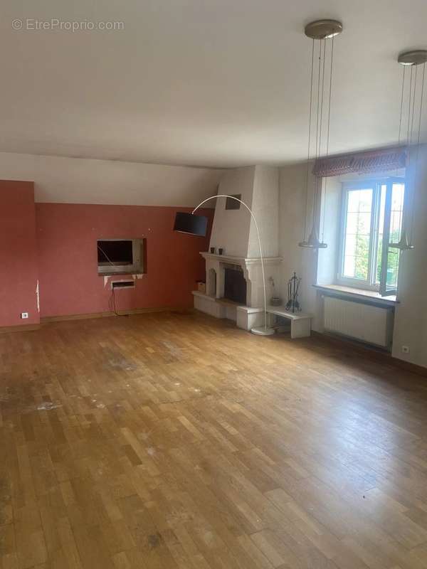 Appartement à BANNES