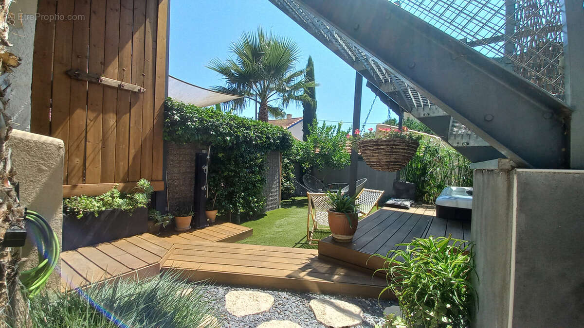 Appartement + jardin + parking, rez-de-jardin quartier Bassin/Champ de Mars. - photo 5