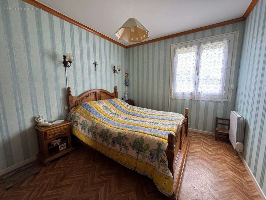 Maison à BRETEUIL