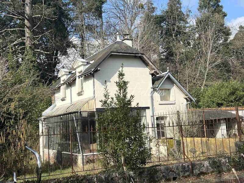 Maison à CHATILLON-SUR-INDRE