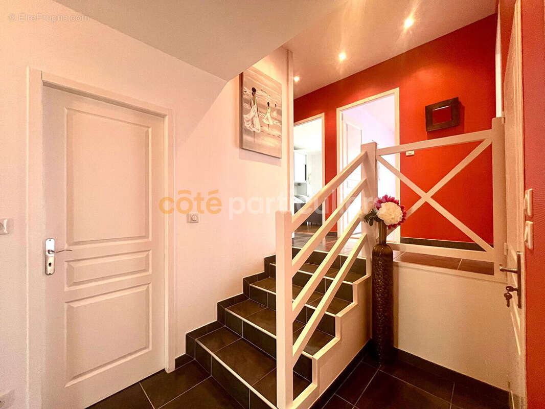 Maison à MESCHERS-SUR-GIRONDE