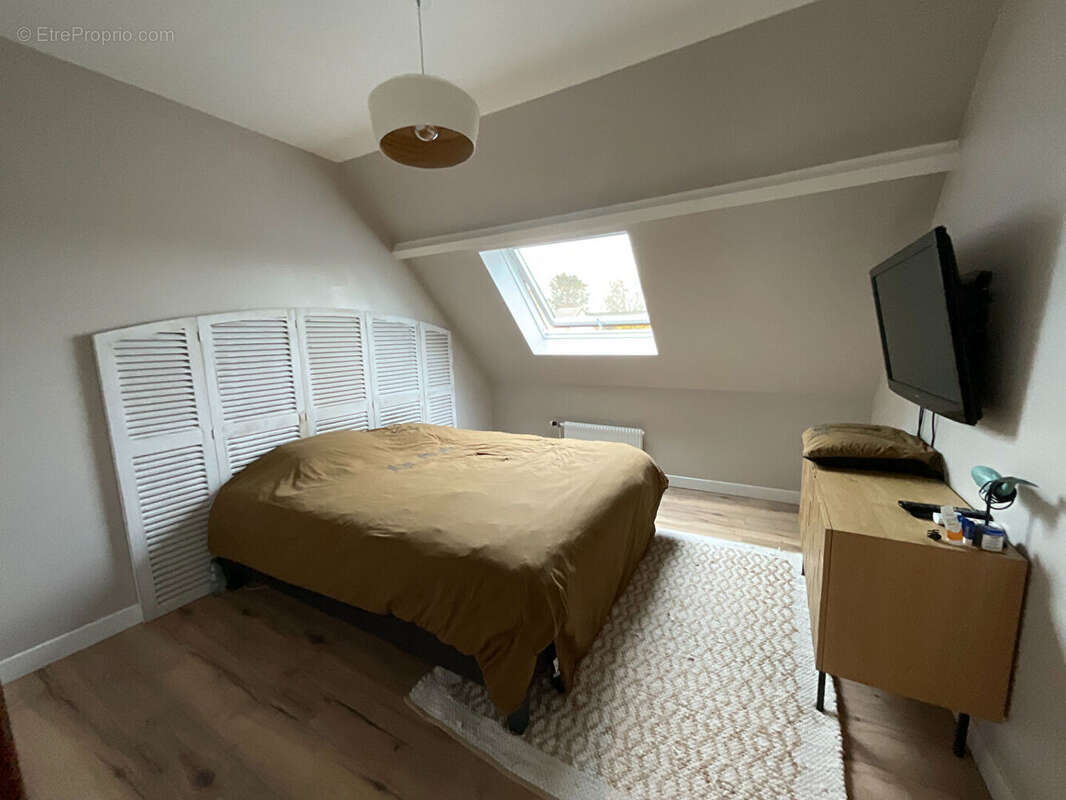 Maison à MAURECOURT