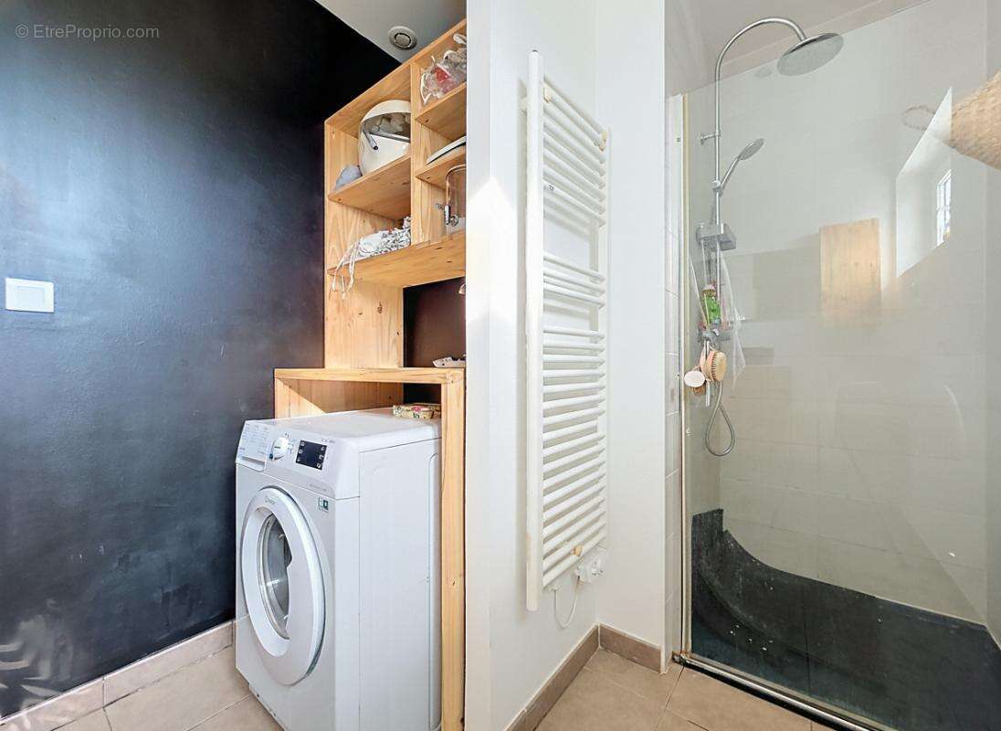Appartement à LUZINAY