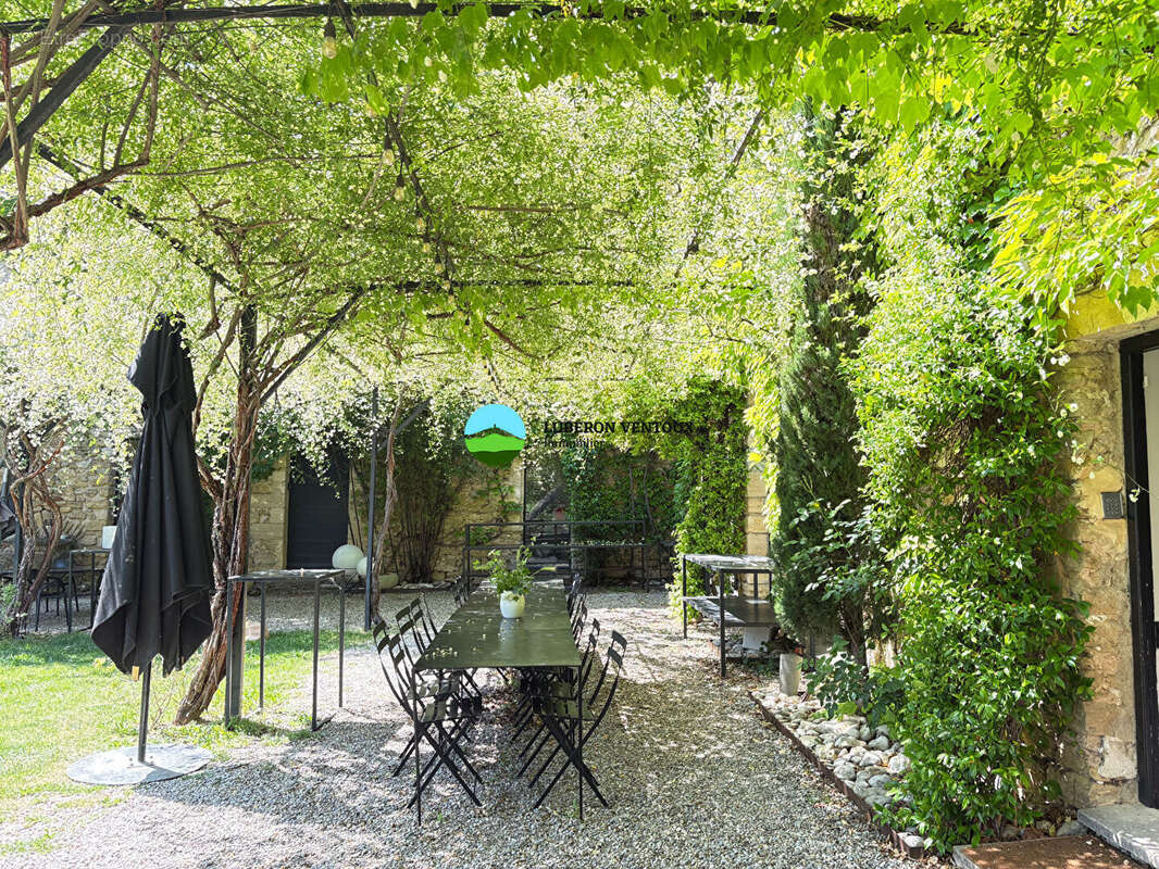 Maison à CAROMB
