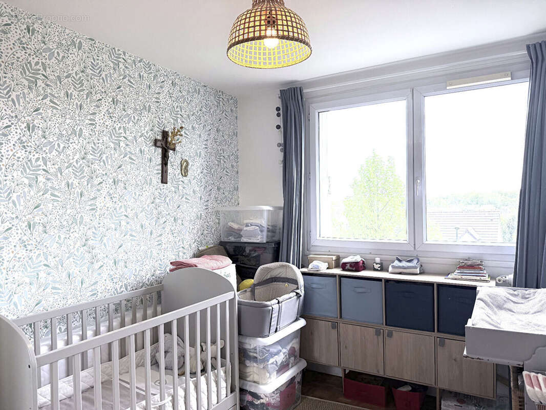 Appartement à SAINT-CYR-L'ECOLE