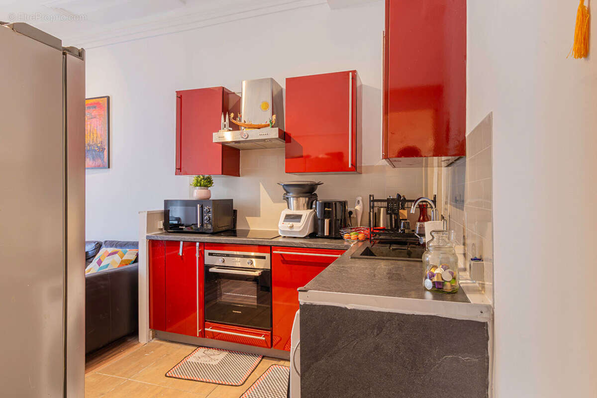 Appartement à MARSEILLE-2E