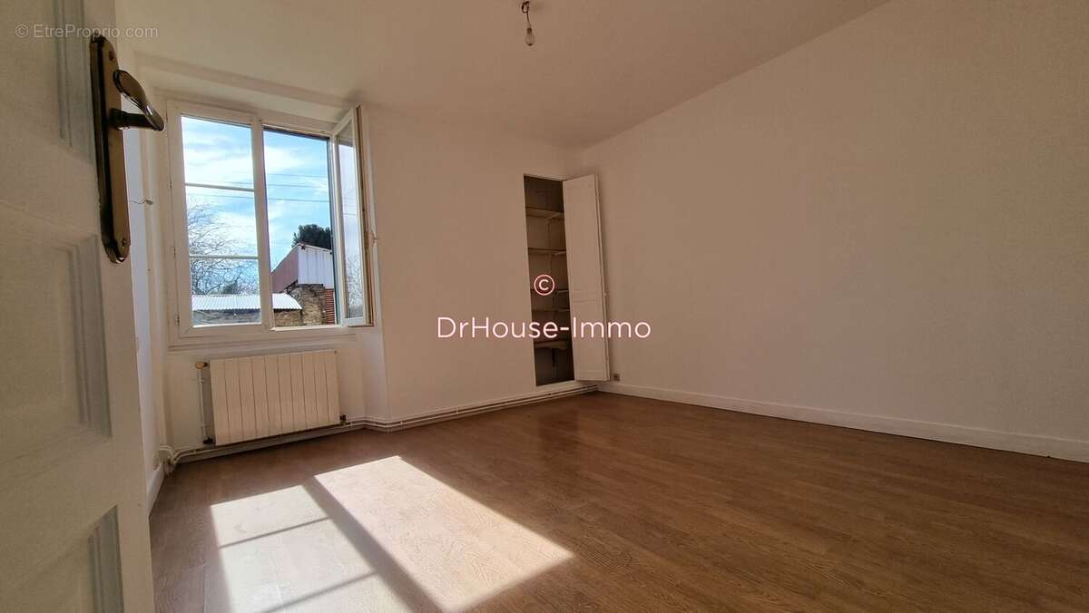 Maison à LOURDOUEIX-SAINT-PIERRE