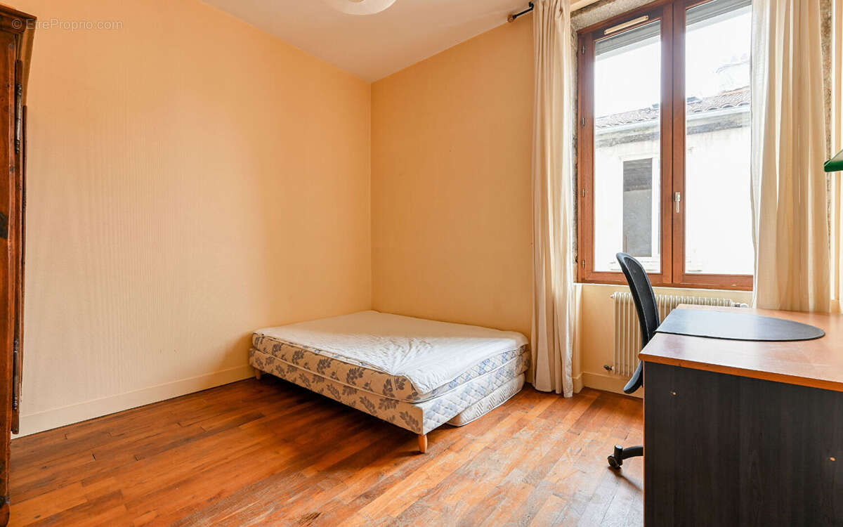Appartement à LYON-7E