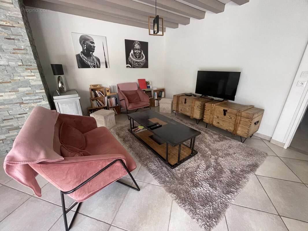 Maison à MONTESQUIEU-VOLVESTRE