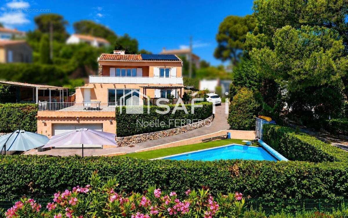 Maison 173 m² à Les Issambres  - photo 2