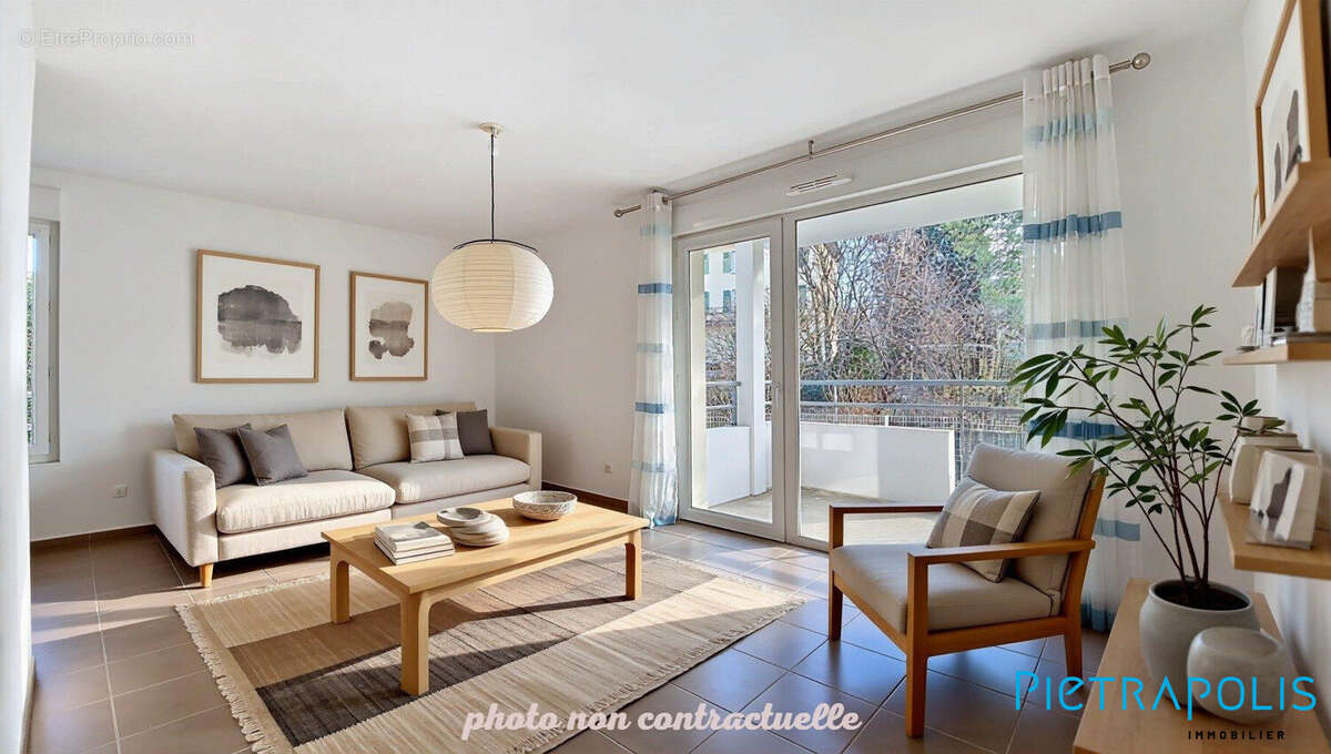 Appartement à VALLEIRY