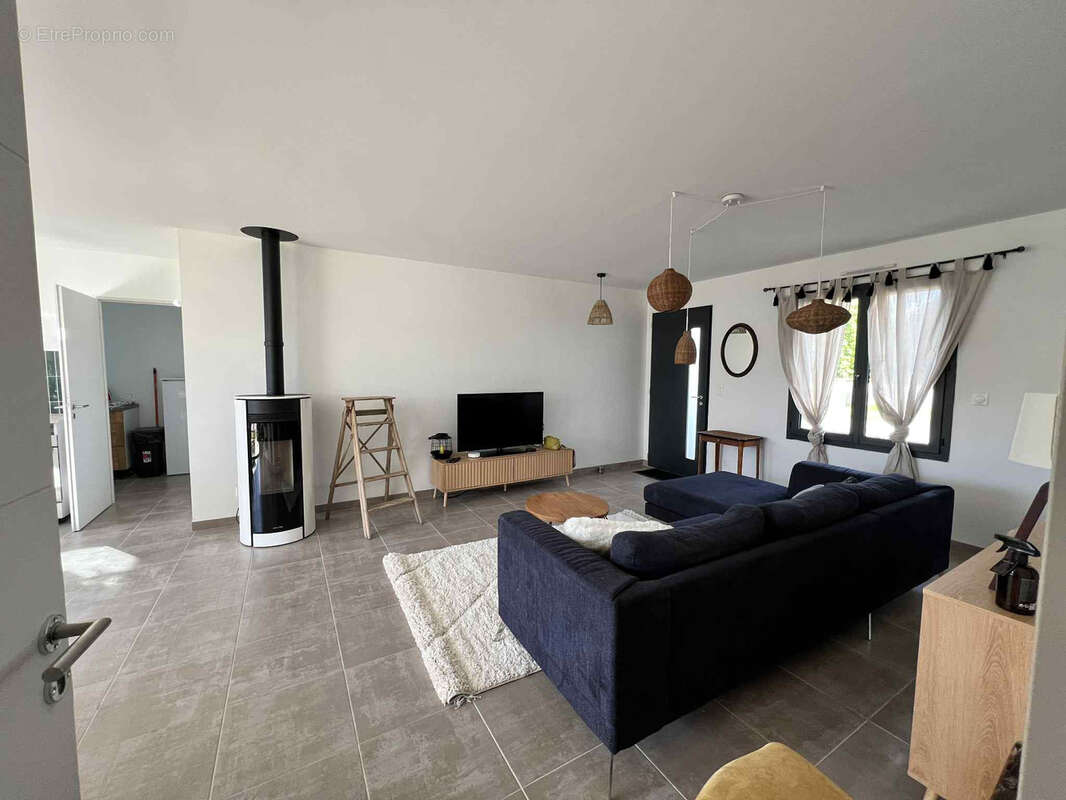 Maison à PORT-D'ENVAUX