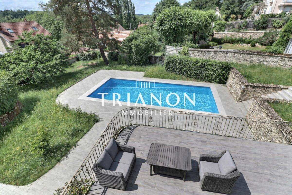 Maison bourgeoise de 245 m² avec  piscine, terrain 1.500 m² - photo 19