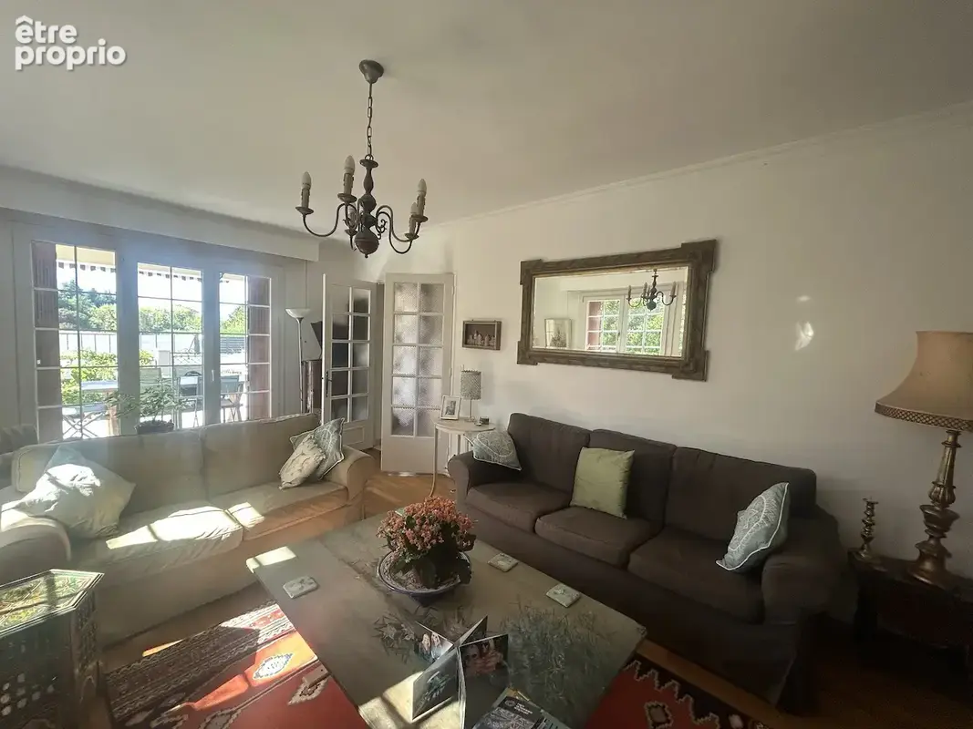 Maison de 4 chambres, avec sous-sol et garage - photo 2