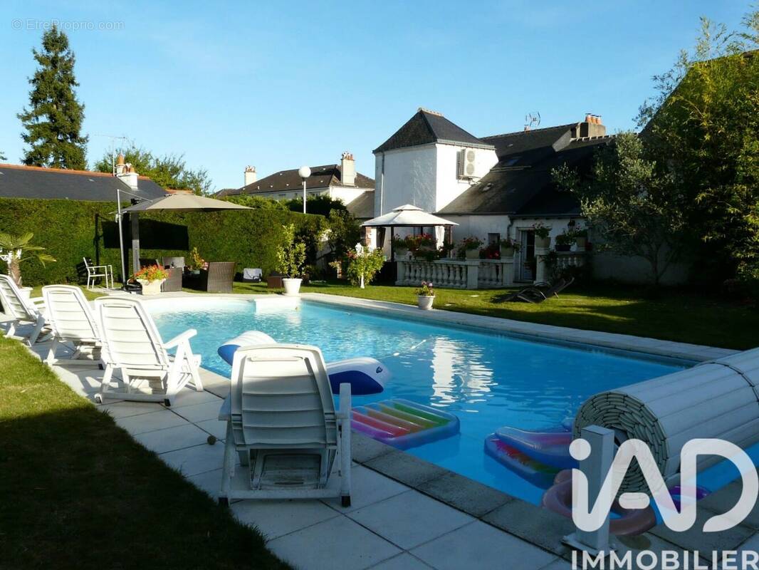 Photo 1 - Maison à TOURS