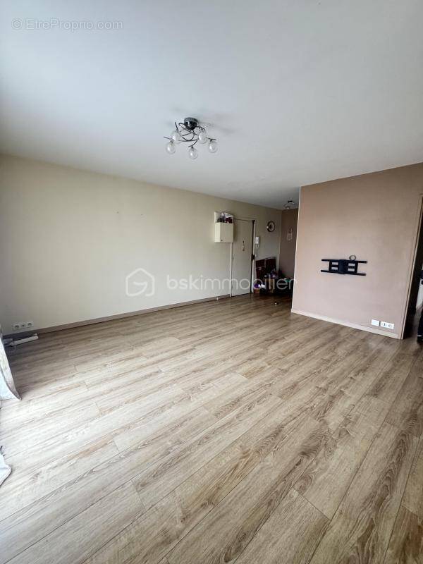 Appartement à IVRY-SUR-SEINE