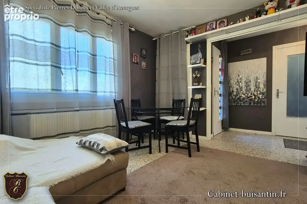 Maison avec terrasse et jardin arboré - photo 8
